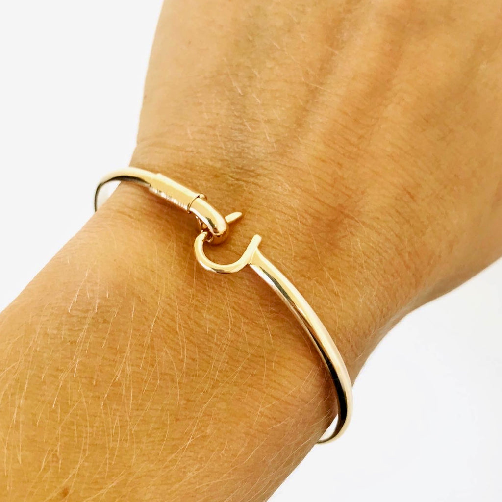 14k Gold Caribbean Hook - Isla Oddball