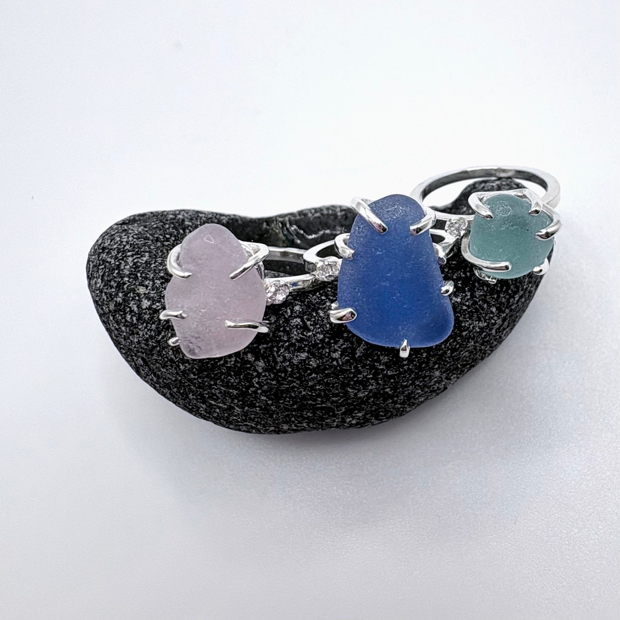 Cornflower Blue Sea Glass ring in Sterling Silver with 2mm Topaz - Isla Oddball