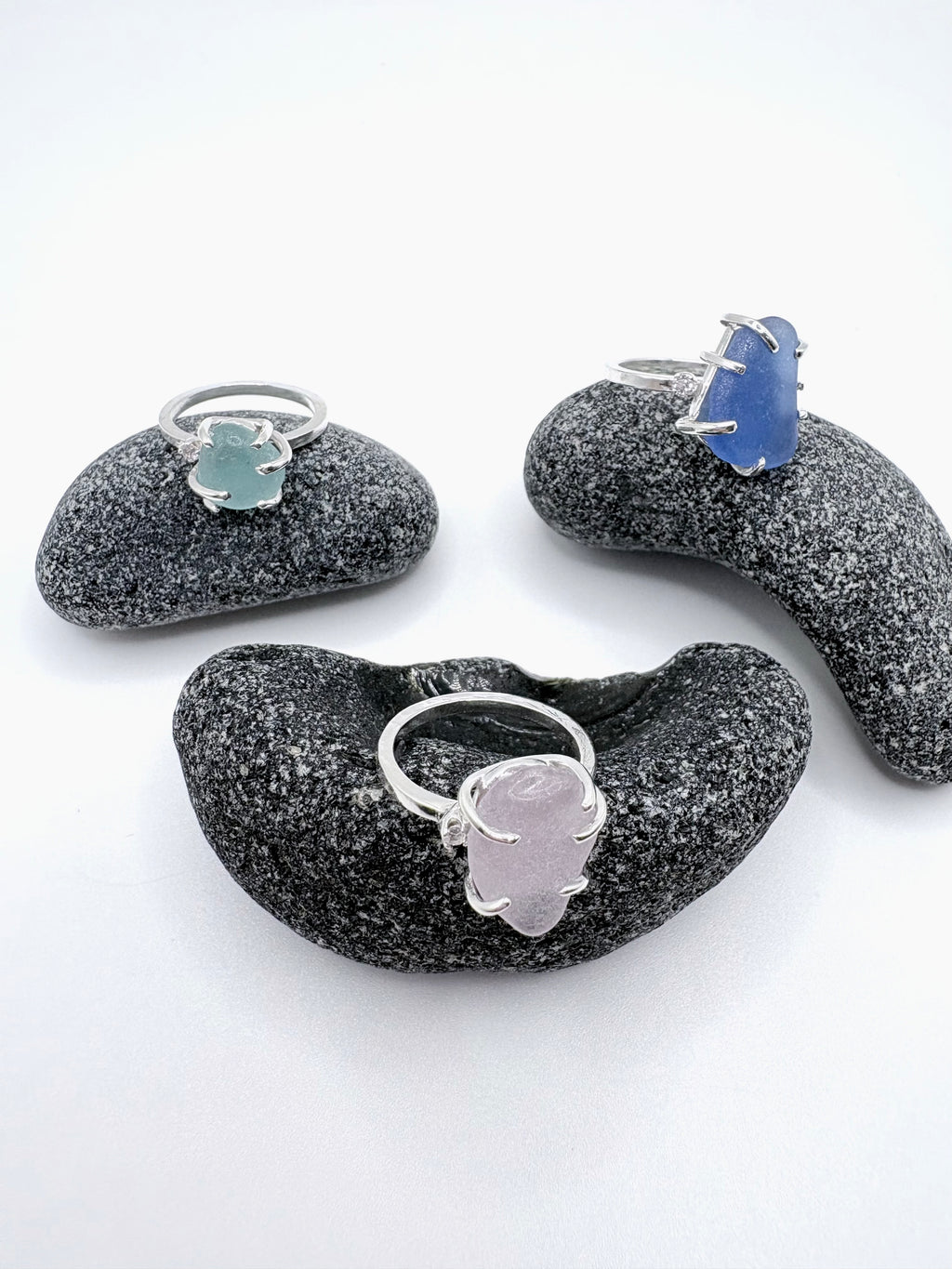 Very Rare Lavender Sea Glass ring in Sterling Silver with 2mm Topaz - Isla Oddball